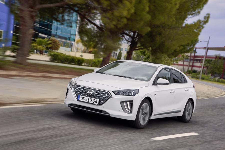  Hyundai IONIQ hybrid (AE) 2019 года  (WW) (фото 16 из 42)